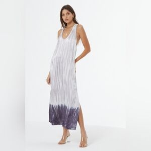 Elegant Tie-Dye Maxi Dress